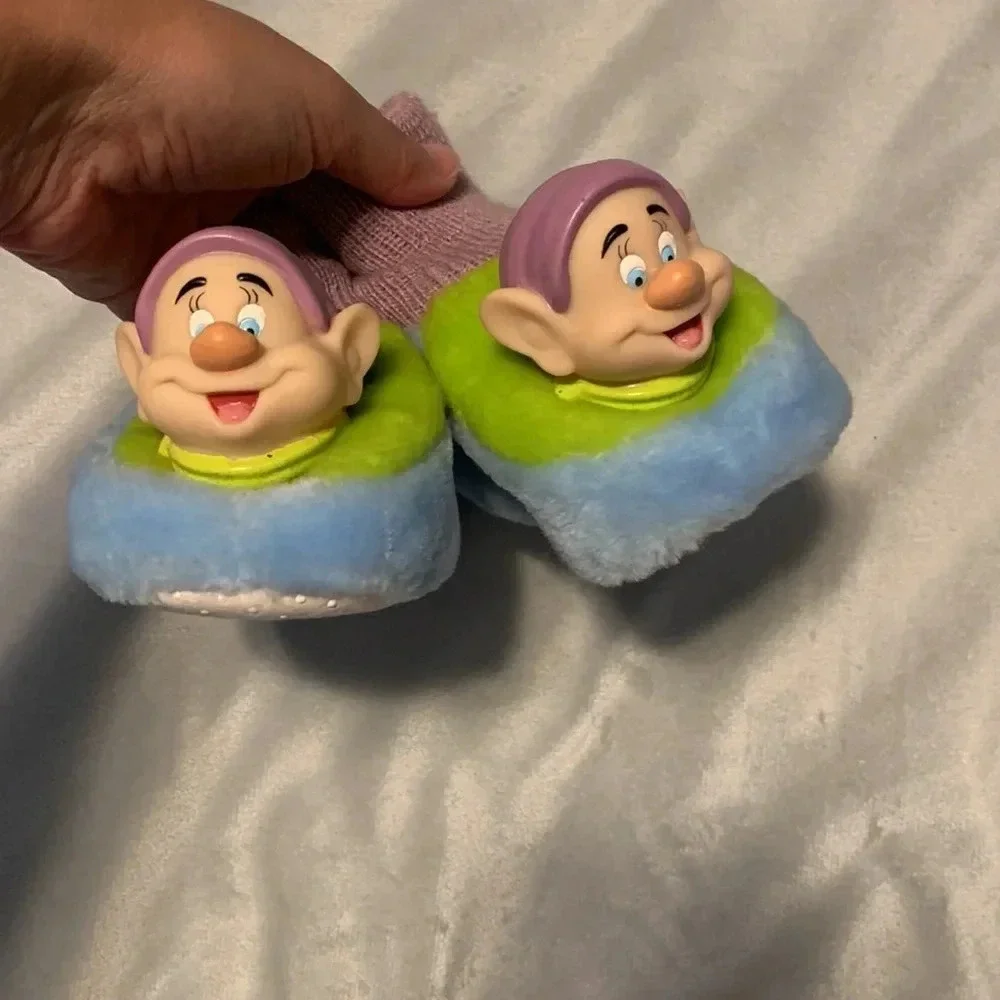 Disney snow white and the seven dwarfs DOPEY fuzzy slipper rubber figure head 7